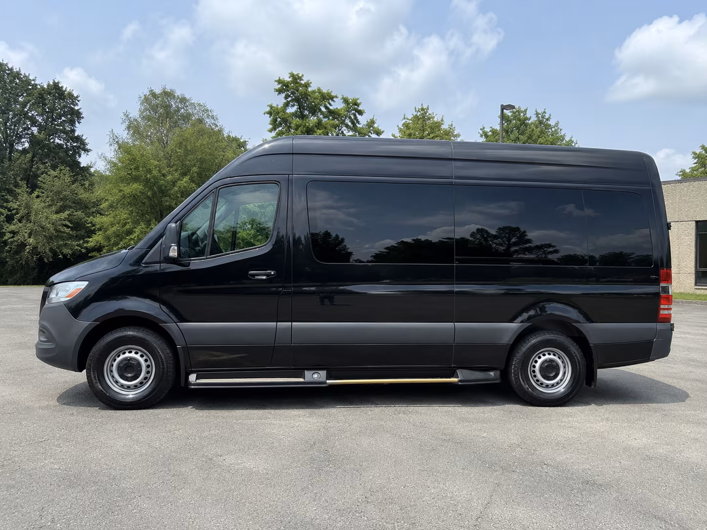 Fullerton Wedding Transportation & Shuttle Service