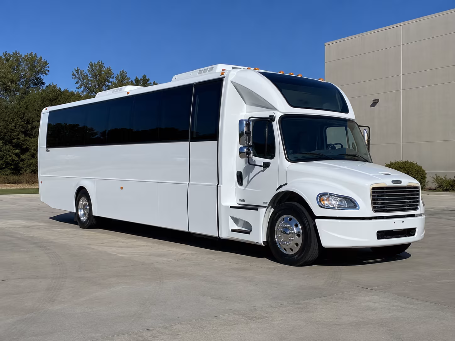 Yorba Linda Winery Tour & Pub Crawl Transportation