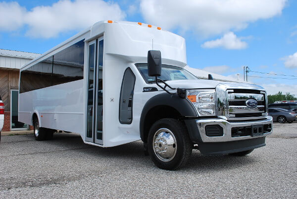 Long Beach 18 Passenger Limo Bus