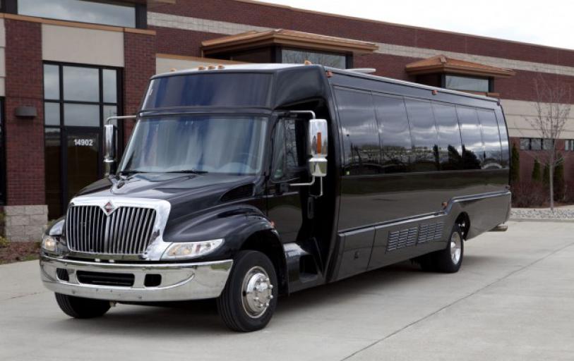 Long Beach 35 Passenger Party Bus